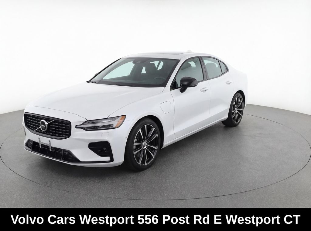 2023 VOLVO S60
