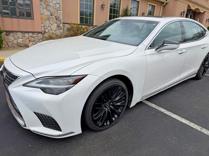 2021 LEXUS LS