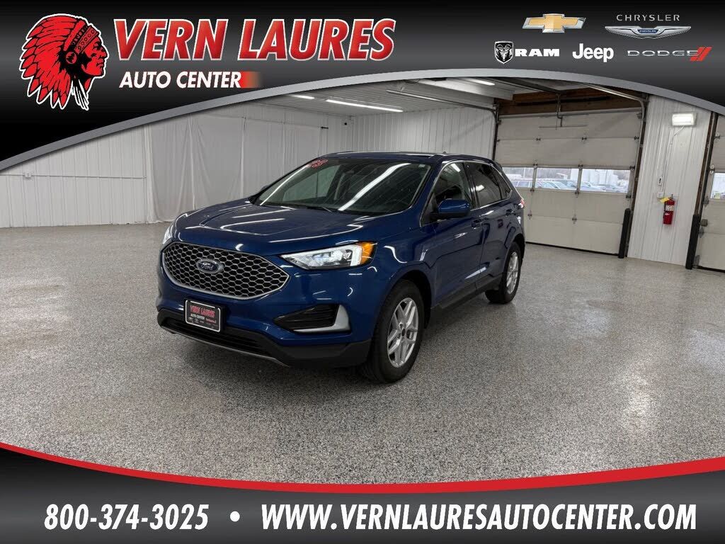 2023 FORD Edge