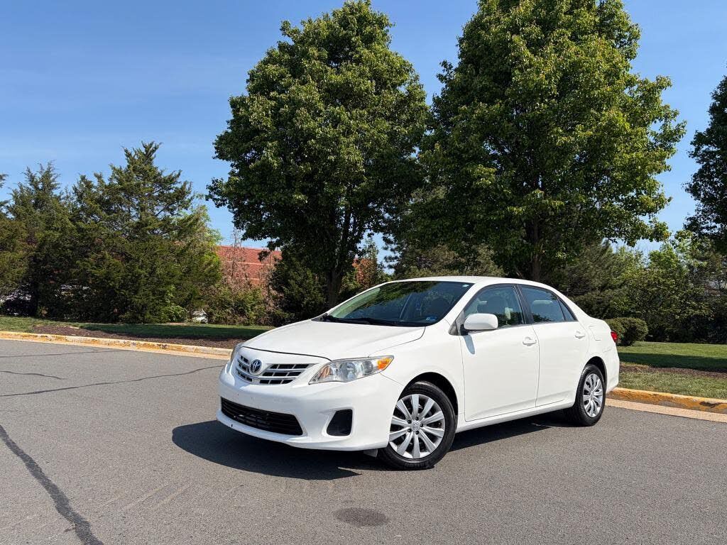 2013 TOYOTA Corolla