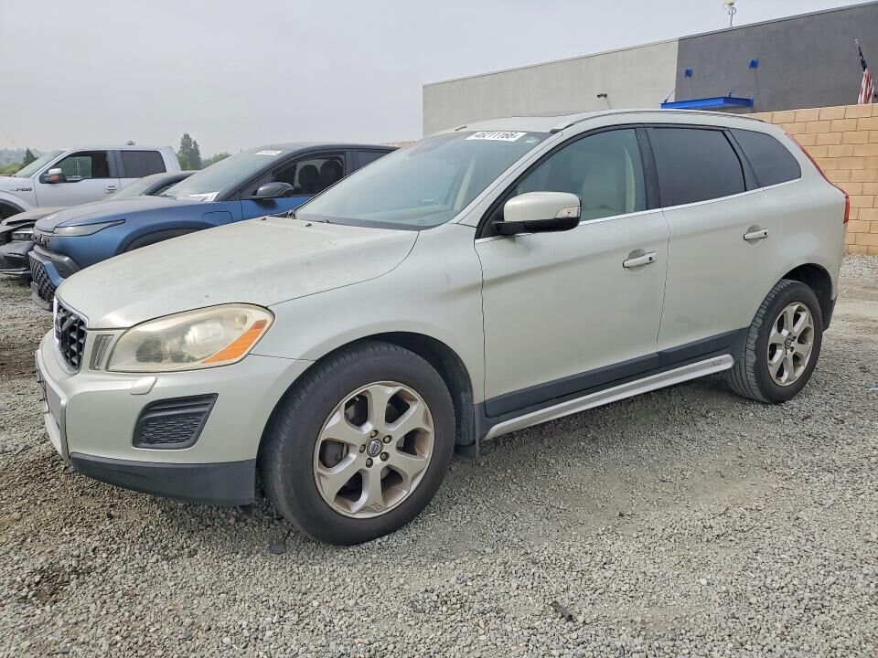 2013 VOLVO XC60