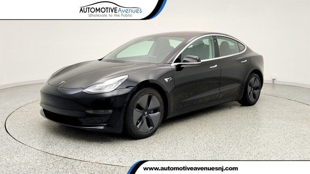 2018 TESLA Model 3