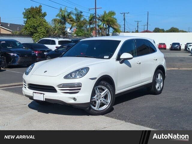 2011 PORSCHE Cayenne