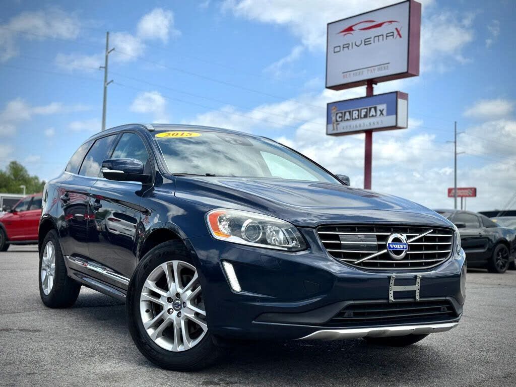 2015 VOLVO XC60