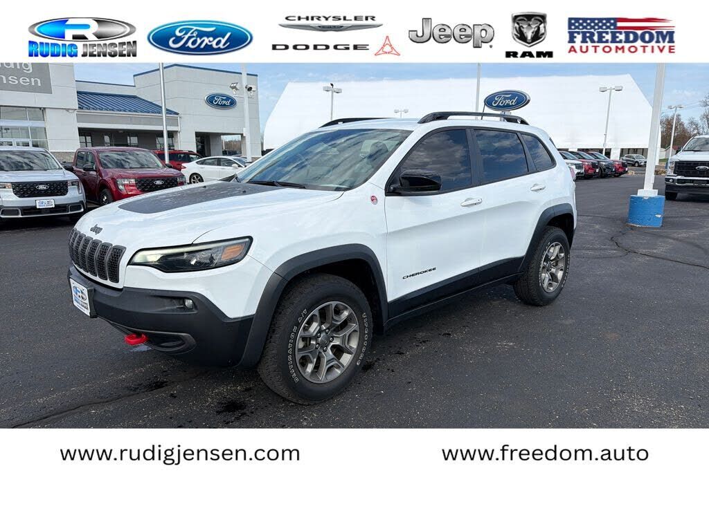 2022 JEEP Cherokee