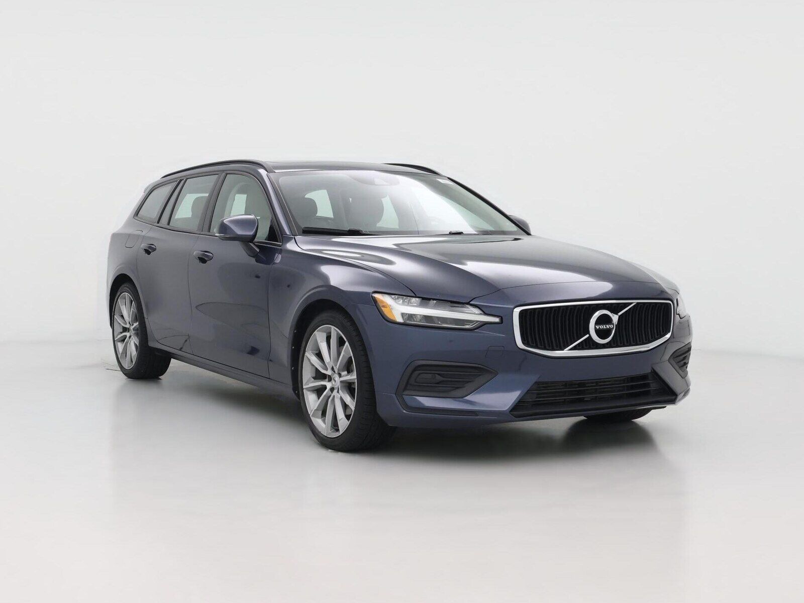 2020 VOLVO V60
