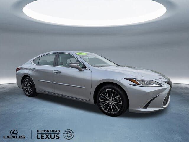 2025 LEXUS ES