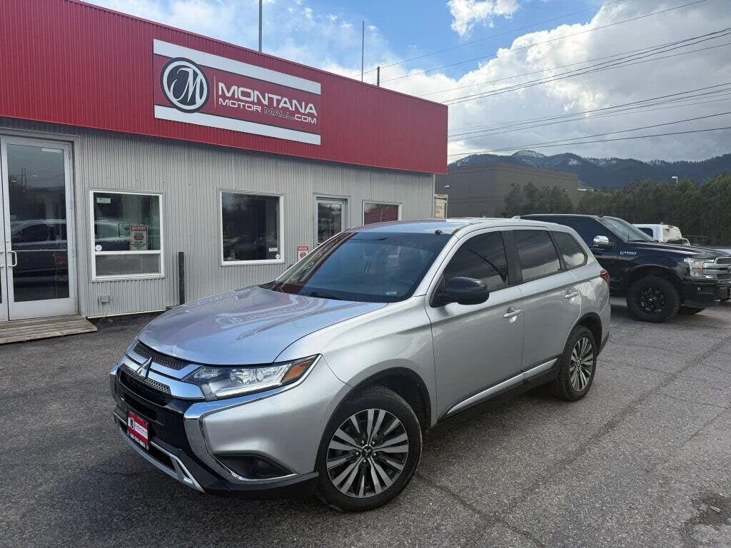 2020 MITSUBISHI Outlander
