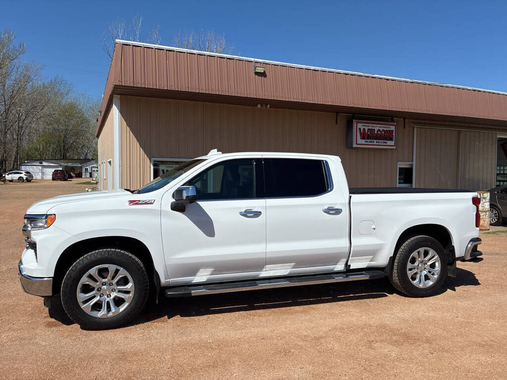 2024 CHEVROLET Silverado