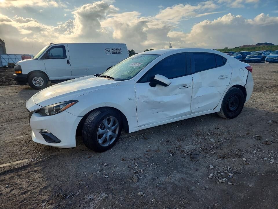 2015 MAZDA Mazda3