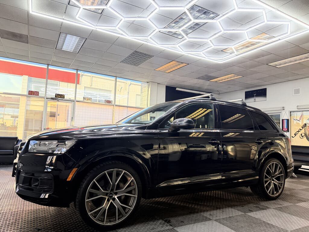 2019 AUDI Q7