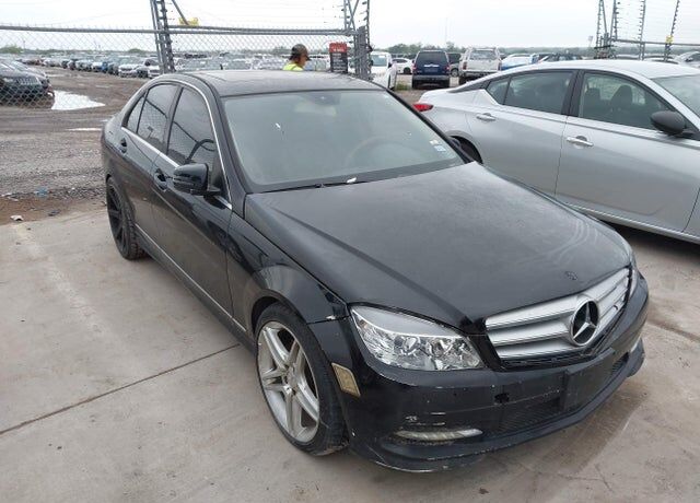 2011 MERCEDES-BENZ C-Class