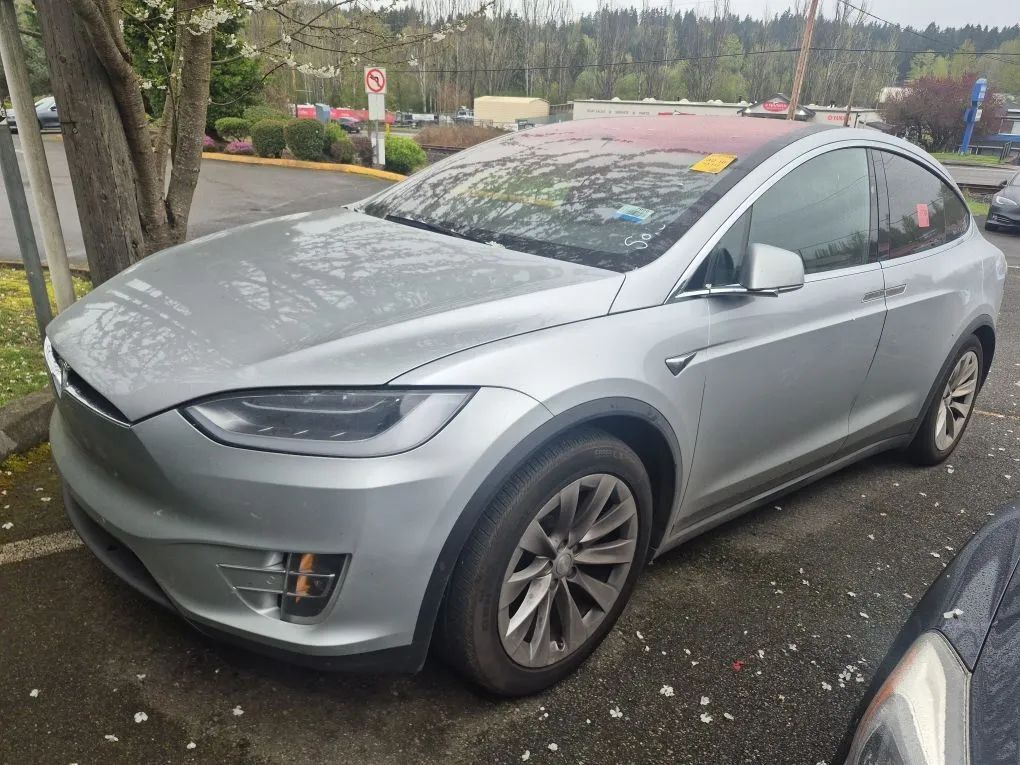 2017 TESLA Model X