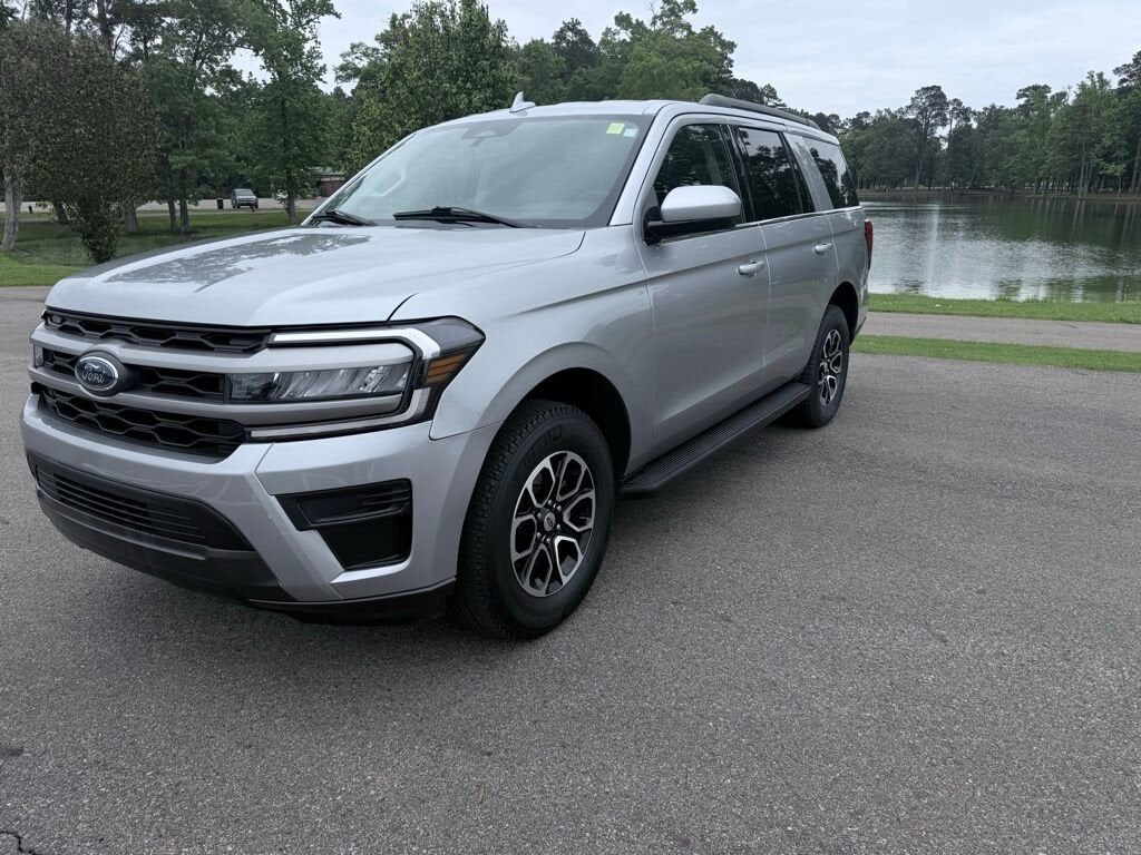 2024 FORD Expedition