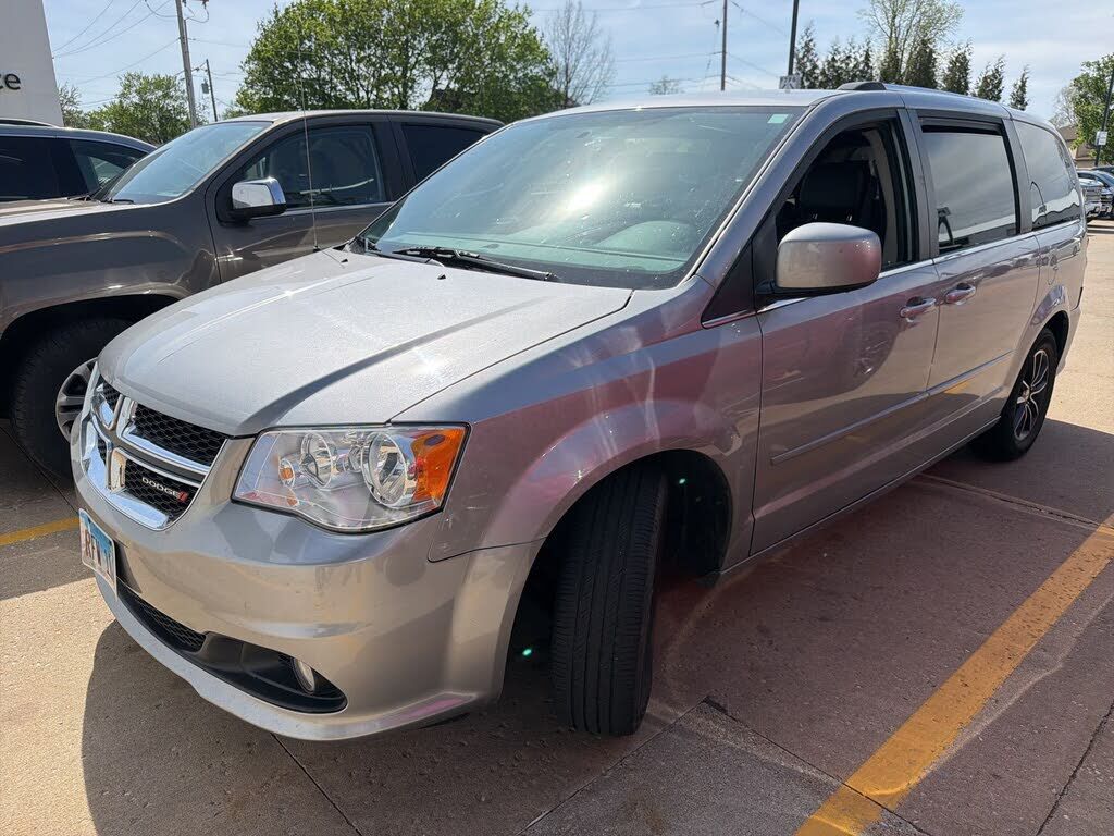 2017 DODGE Grand Caravan