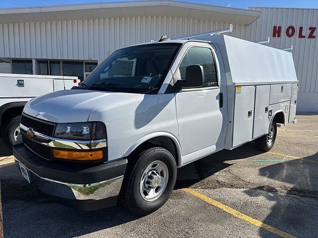 2025 CHEVROLET Express