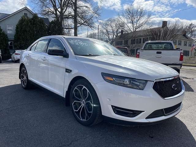 2015 FORD Taurus