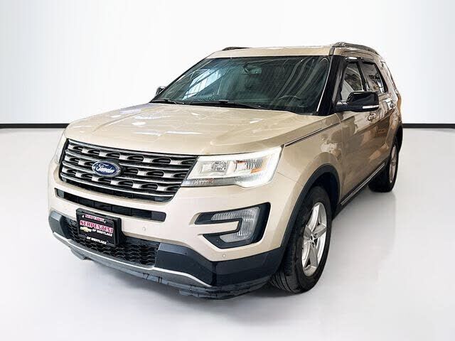 2017 FORD Explorer