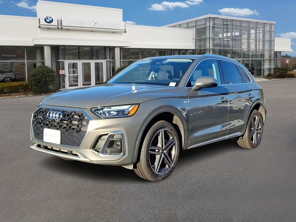 2023 AUDI Q5 e