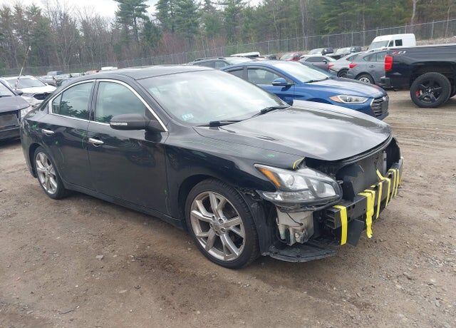 2012 NISSAN Maxima