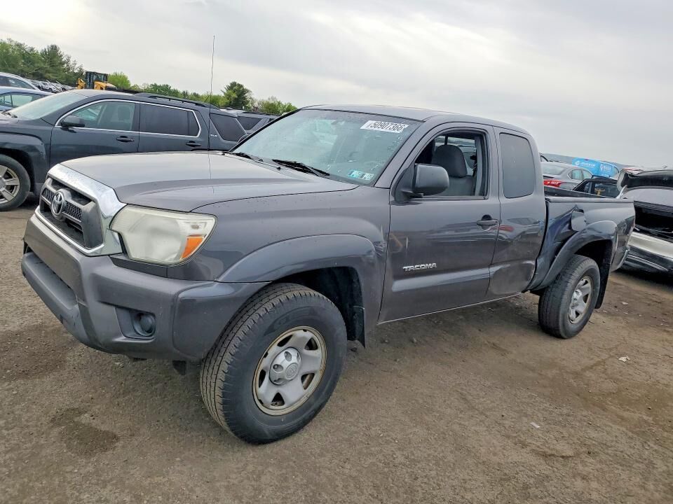 2013 TOYOTA Tacoma