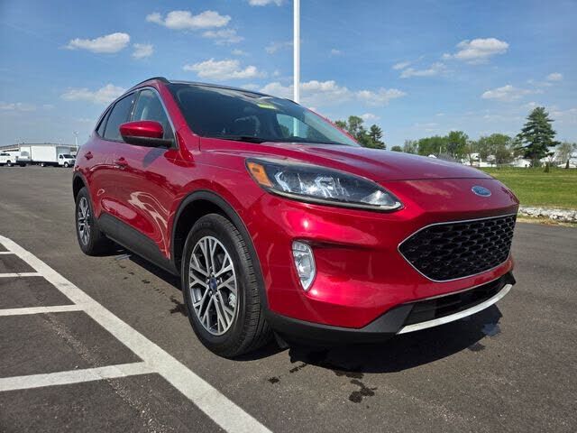 2020 FORD Escape