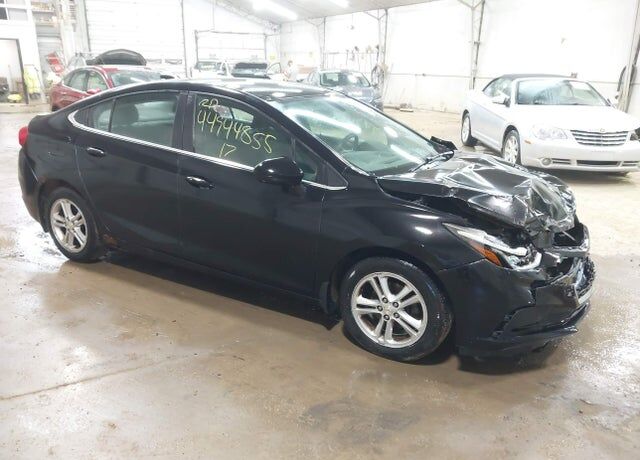 2017 CHEVROLET Cruze