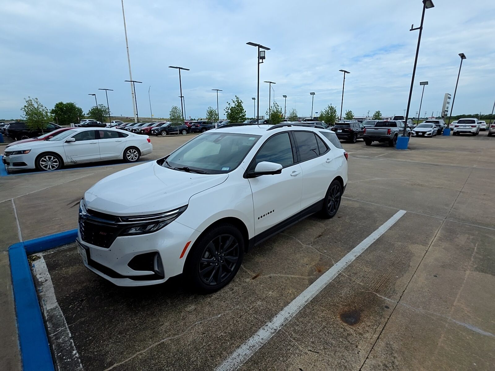 2023 CHEVROLET Equinox