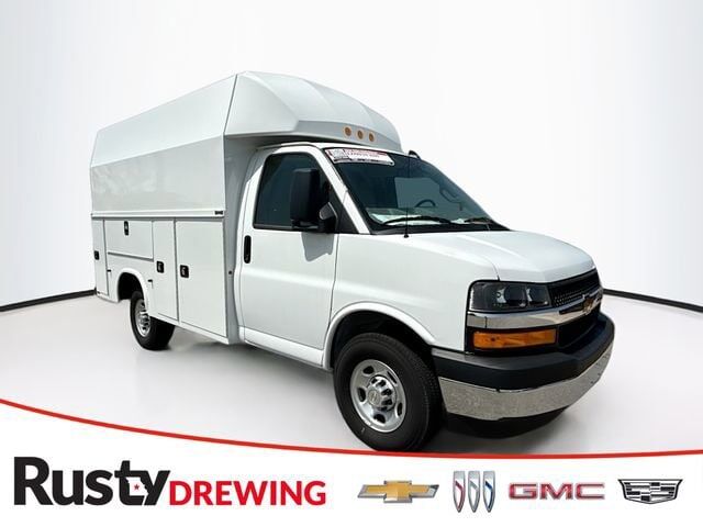 2024 CHEVROLET Express