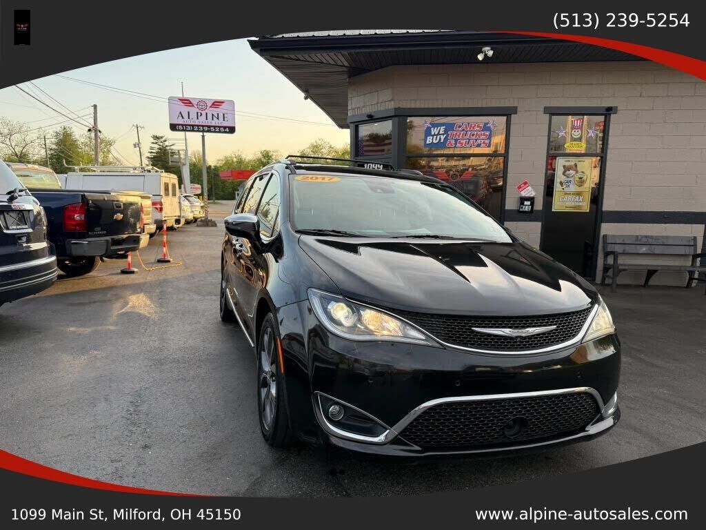 2017 CHRYSLER Pacifica