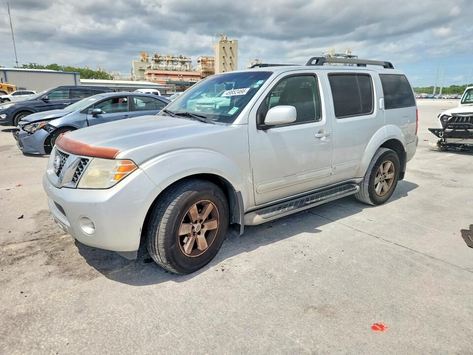 2010 NISSAN Pathfinder