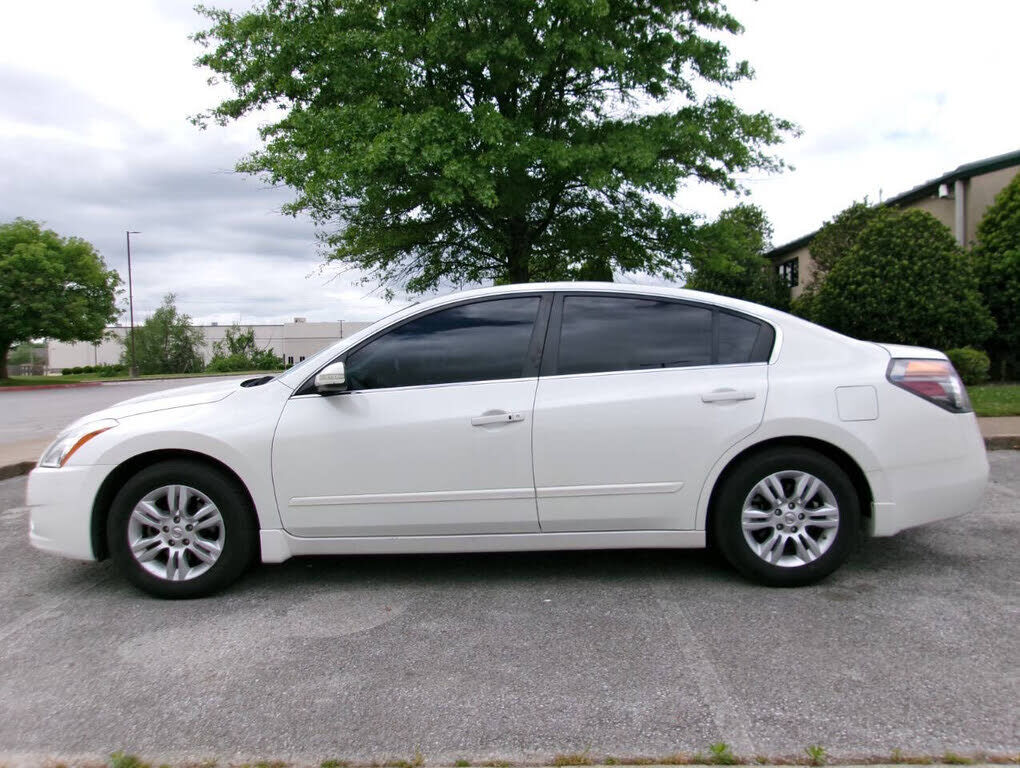 2011 NISSAN Altima