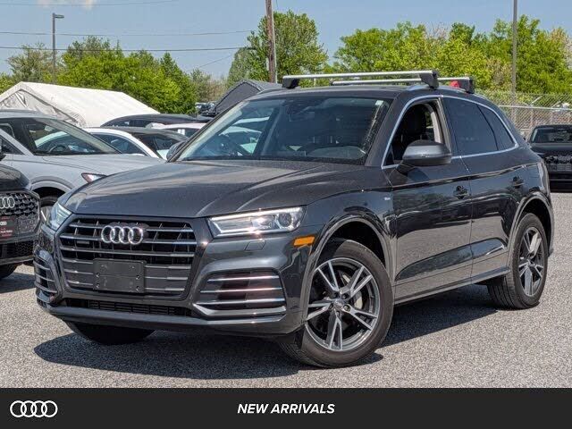 2020 AUDI Q5 e