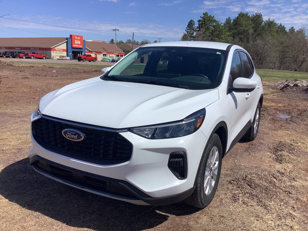 2023 FORD Escape