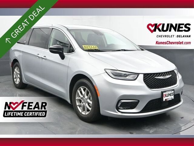 2024 CHRYSLER Pacifica