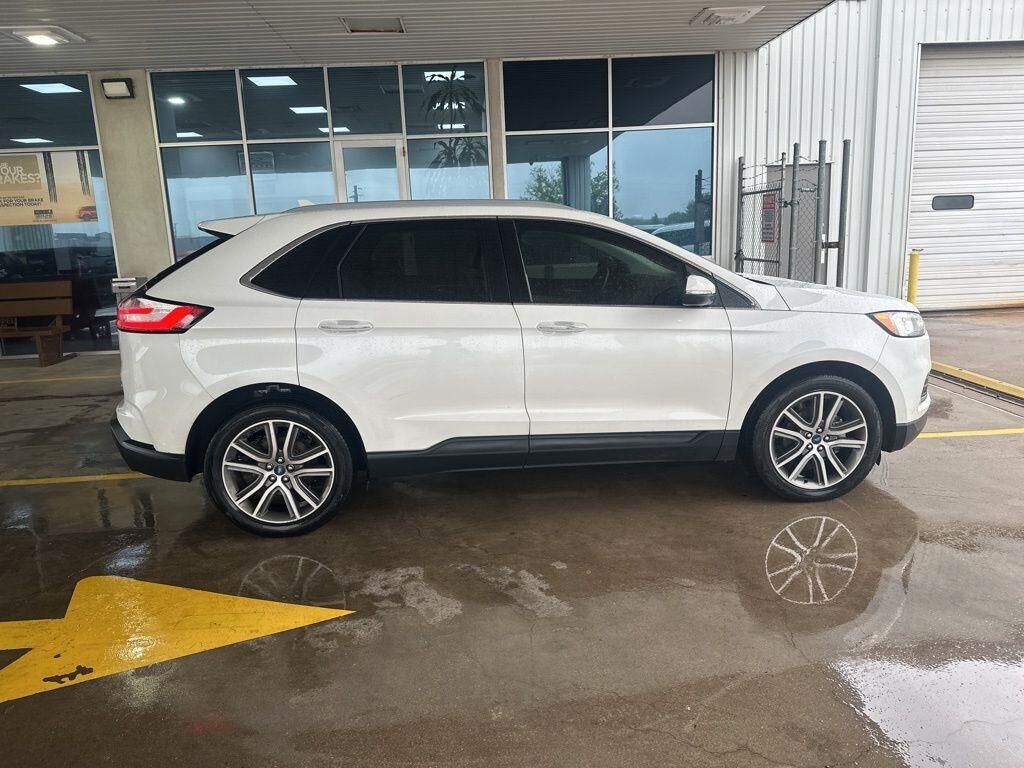 2020 FORD Edge