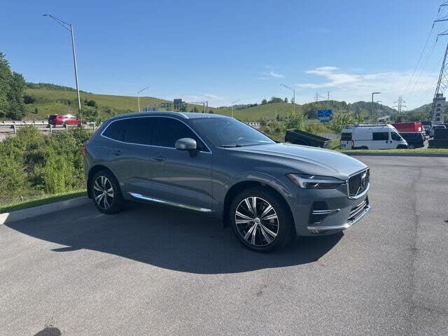 2022 VOLVO XC60