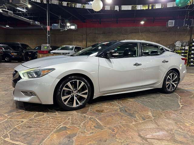 2016 NISSAN Maxima