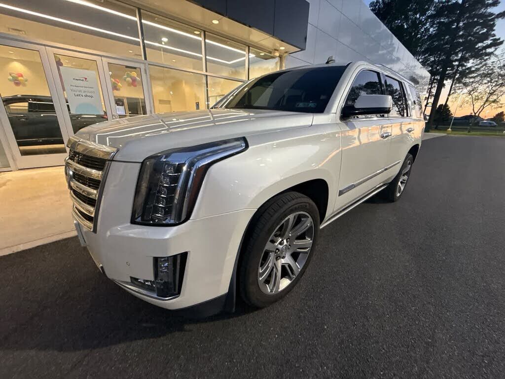 2015 CADILLAC Escalade