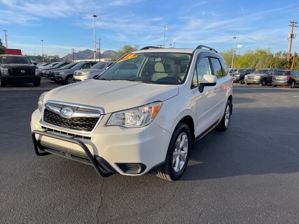 2016 SUBARU Forester