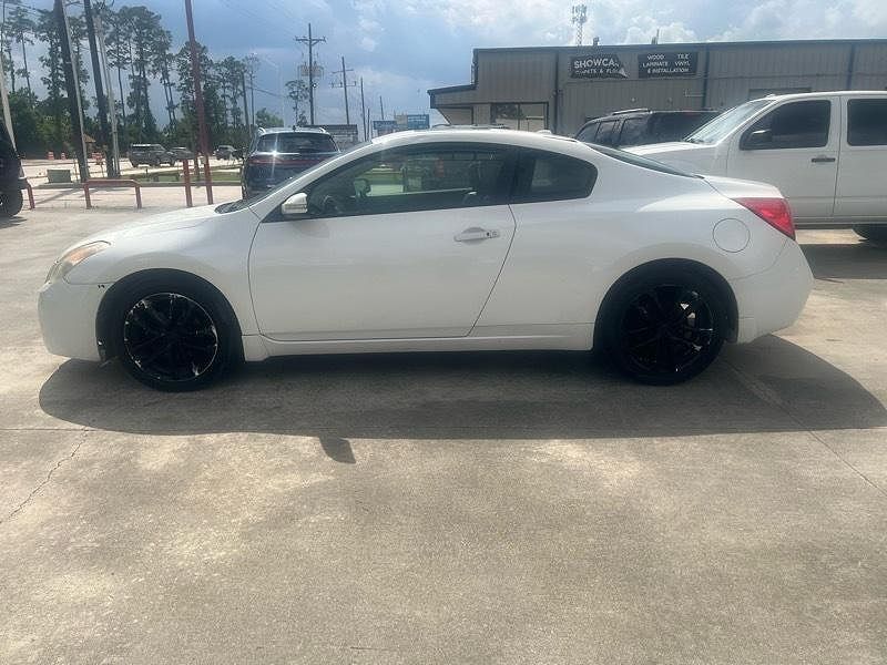 2009 NISSAN Altima