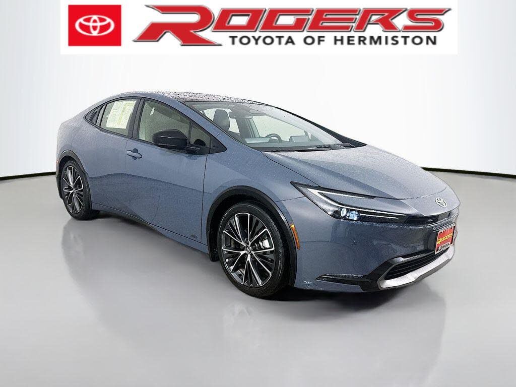 2024 TOYOTA PRIUS