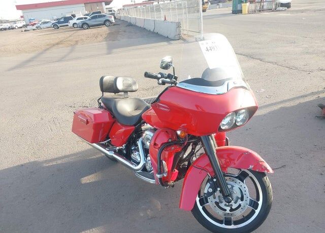 2010 HARLEY DAVIDSON Road Glide Custom