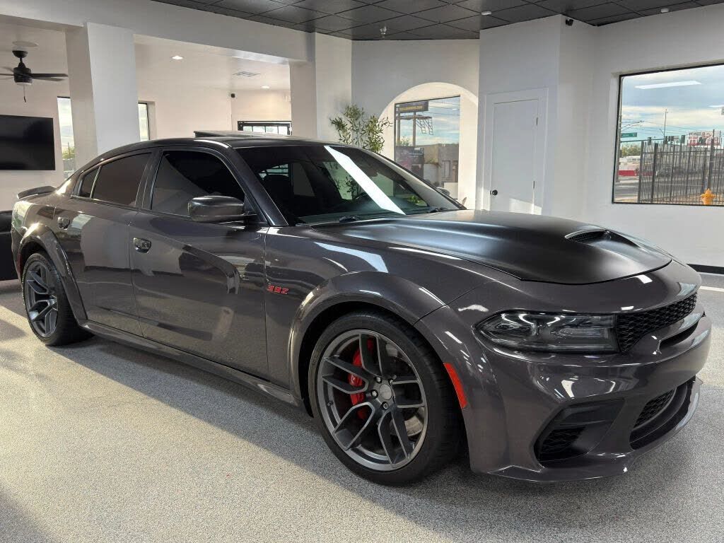 2021 DODGE Charger