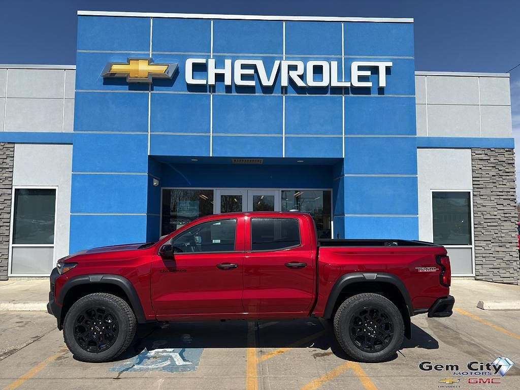 2026 CHEVROLET Colorado