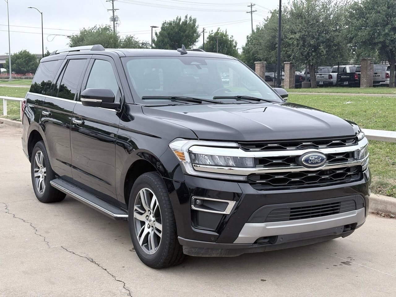 2023 FORD Expedition