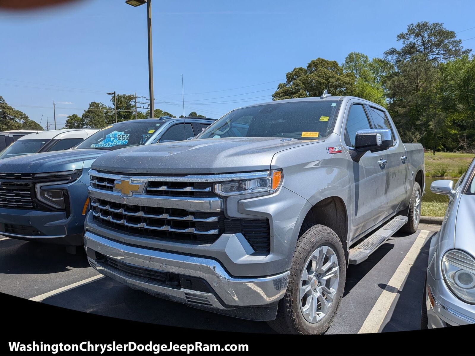2025 CHEVROLET Silverado