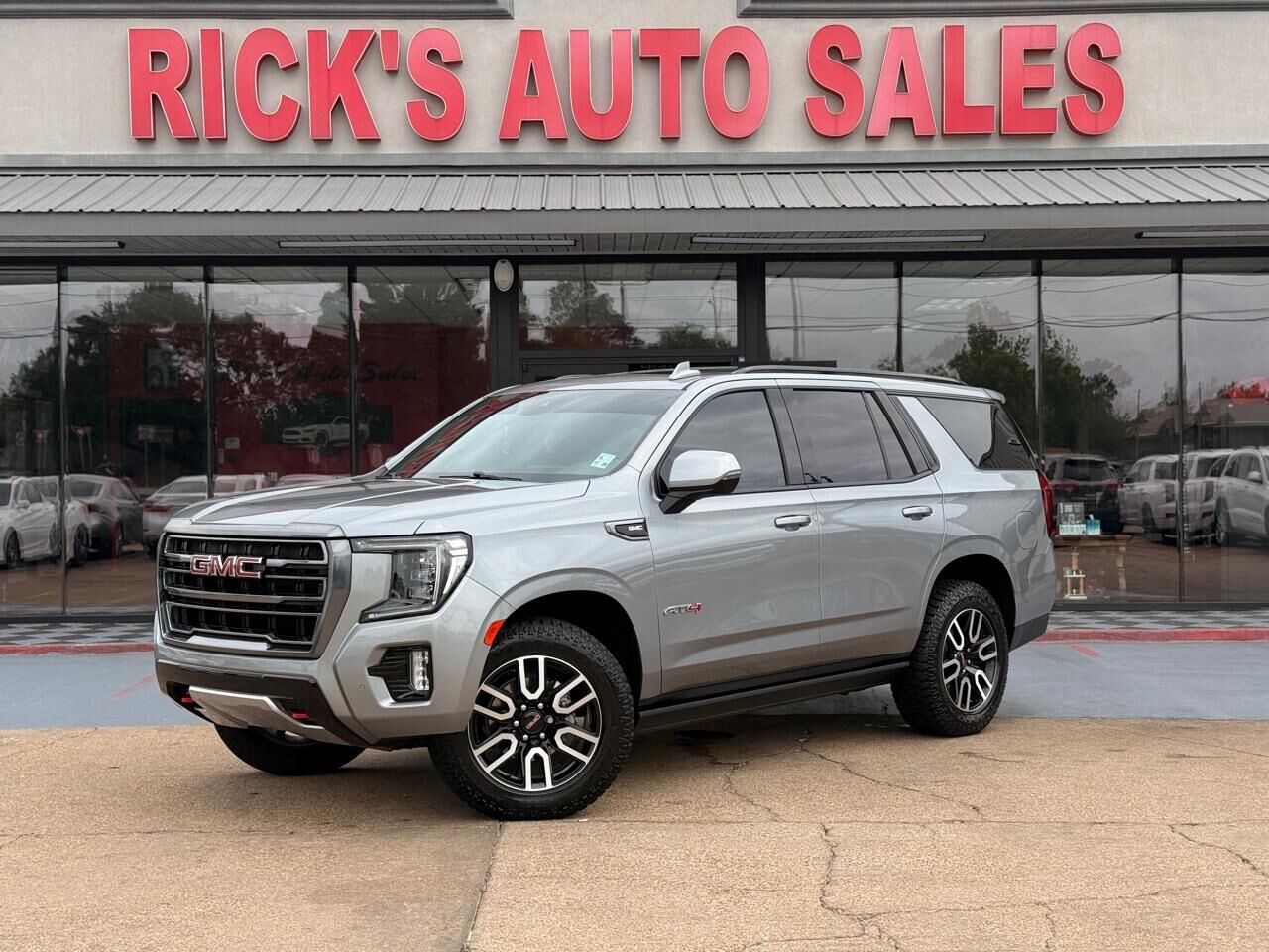 2023 GMC Yukon