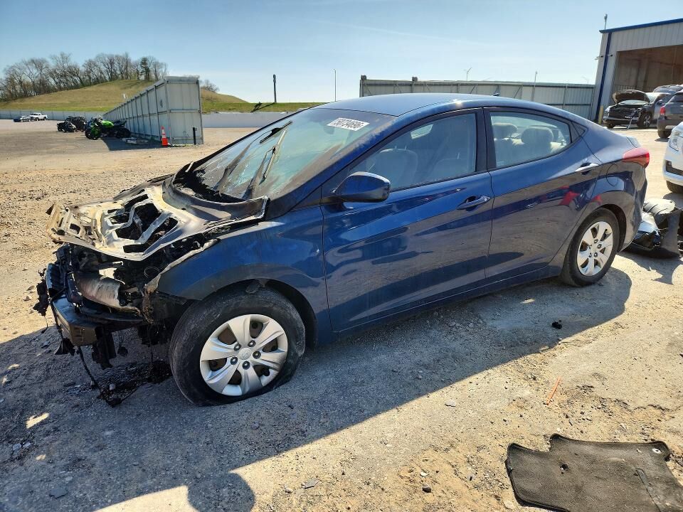 2016 HYUNDAI Elantra