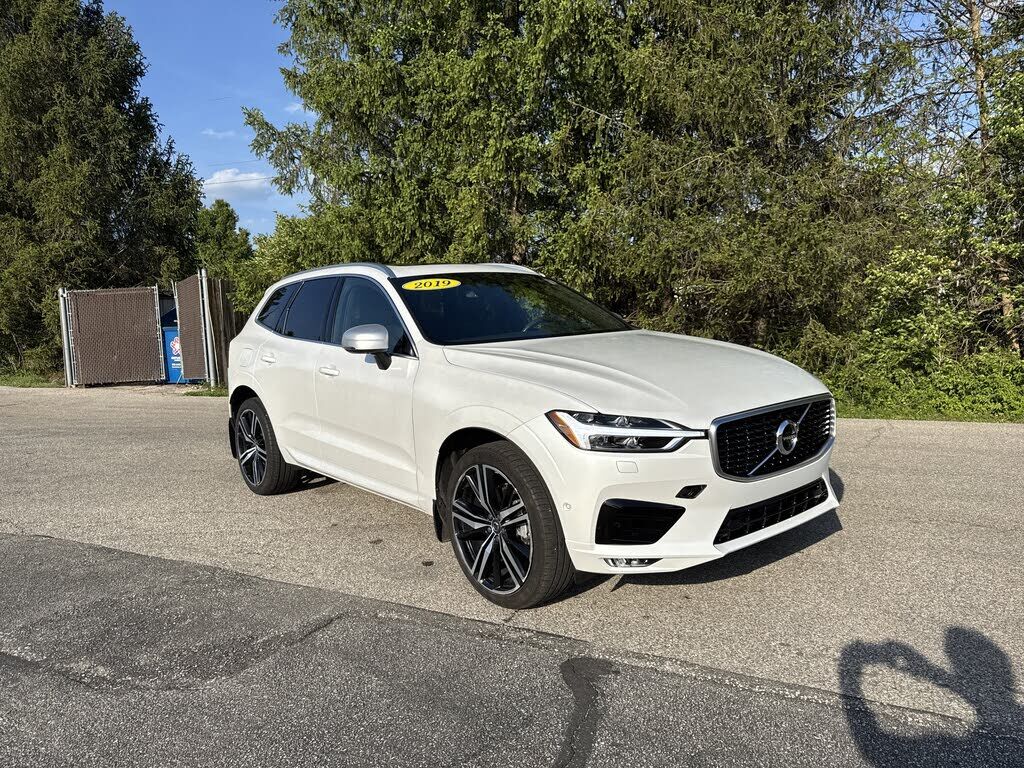2019 VOLVO XC60